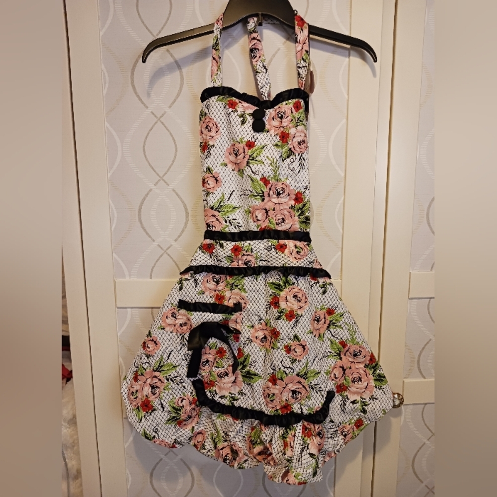 Jessie Steele Floral Shabby Chic Apron 100% Cotton Boho Country